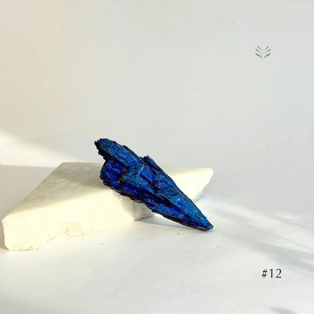Aura Firewall Kyanite L Crystal free form