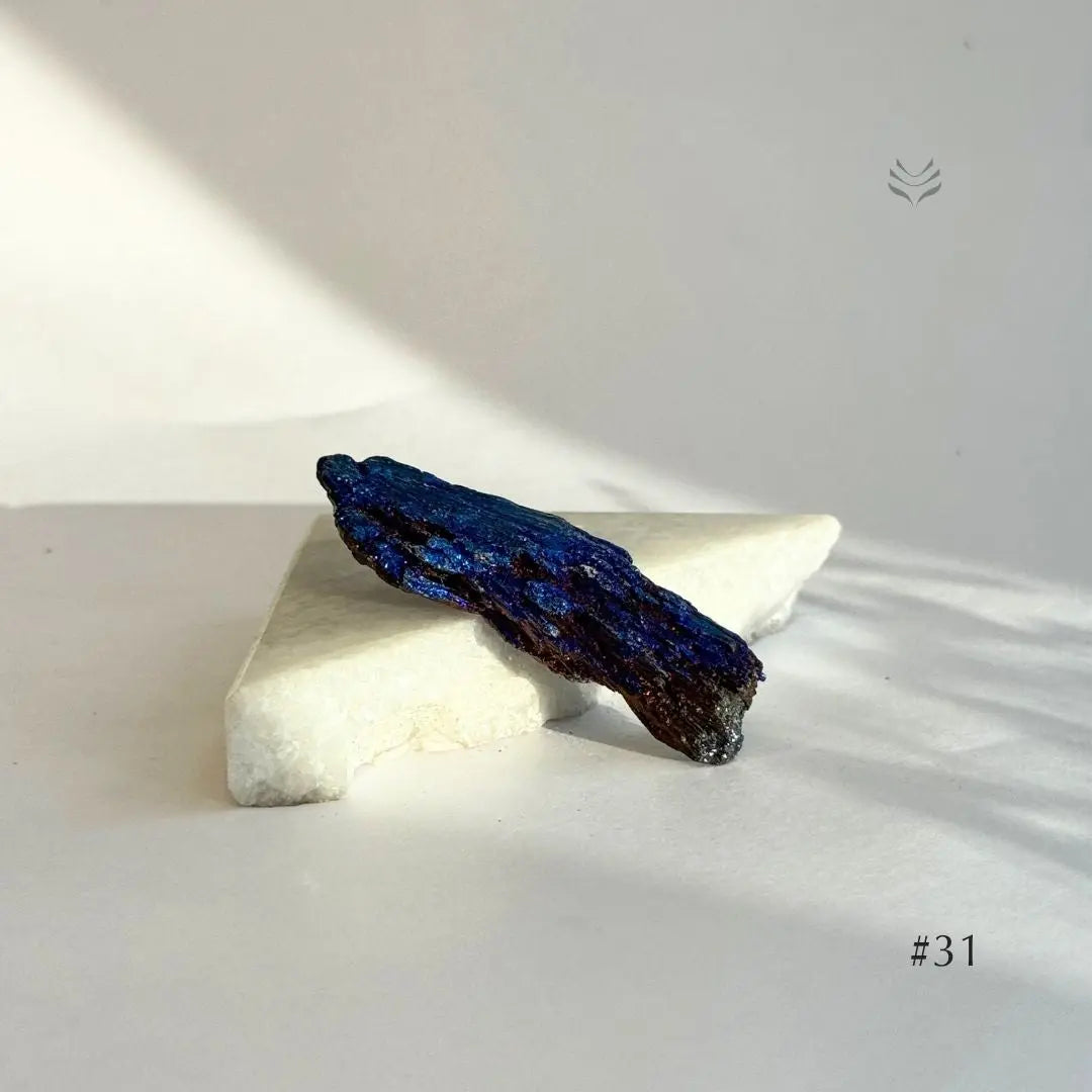 Aura Firewall Kyanite L Crystal free form