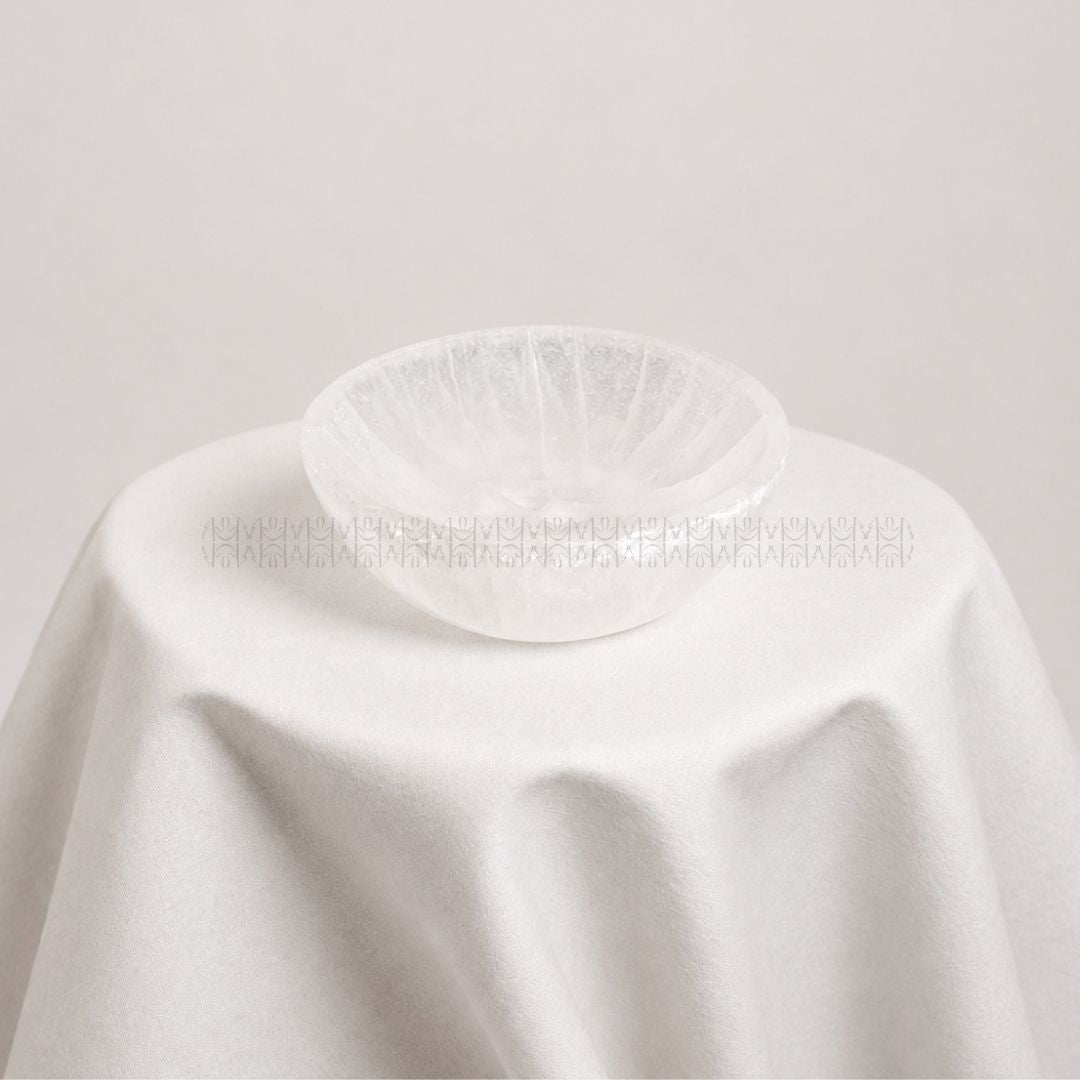 Celestial Aura Selenite Bowl Regular pyramid
