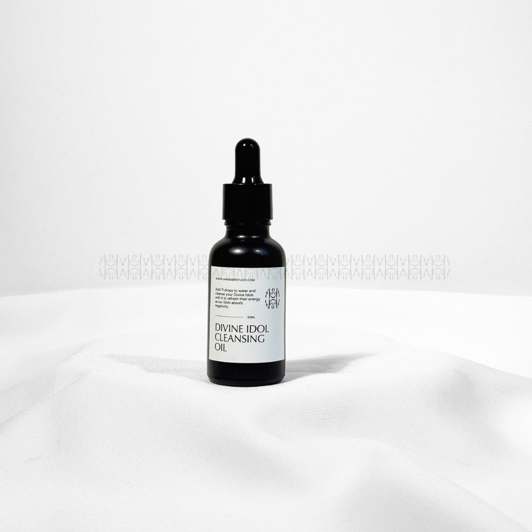 Divine Idol Cleansing Oil oil