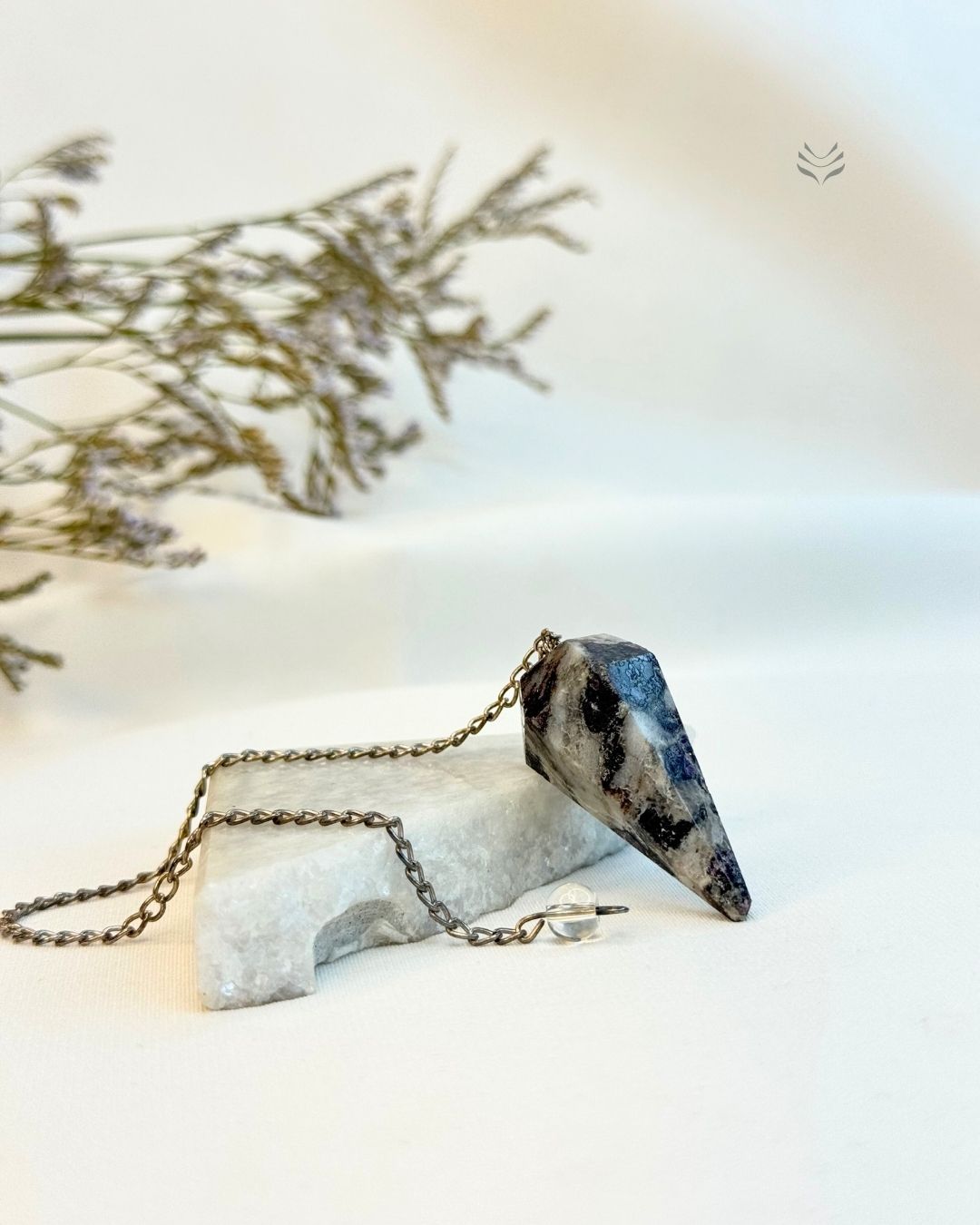 Crystal Pendulum - Ruby Fuchsite