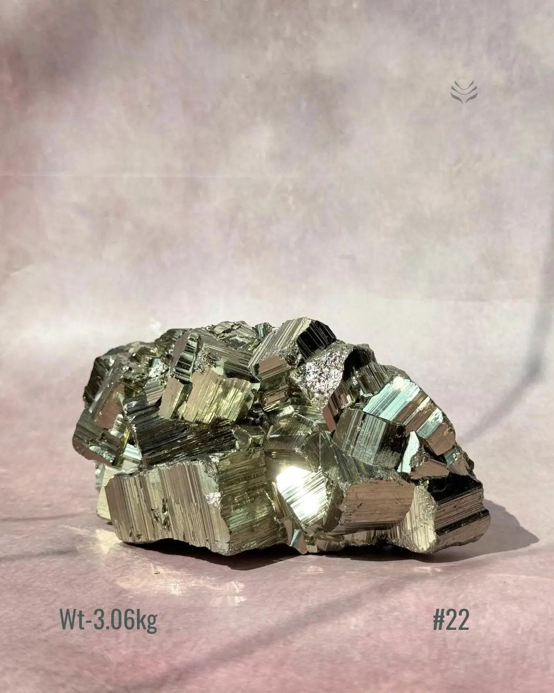Wealth attractor Iron Pyrite Cluster