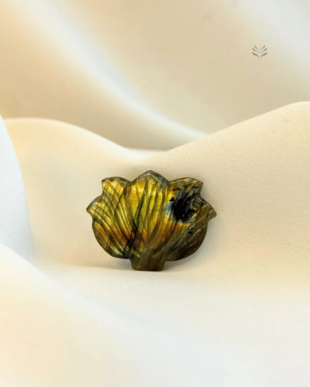 Labradorite Lotus Pocket stone