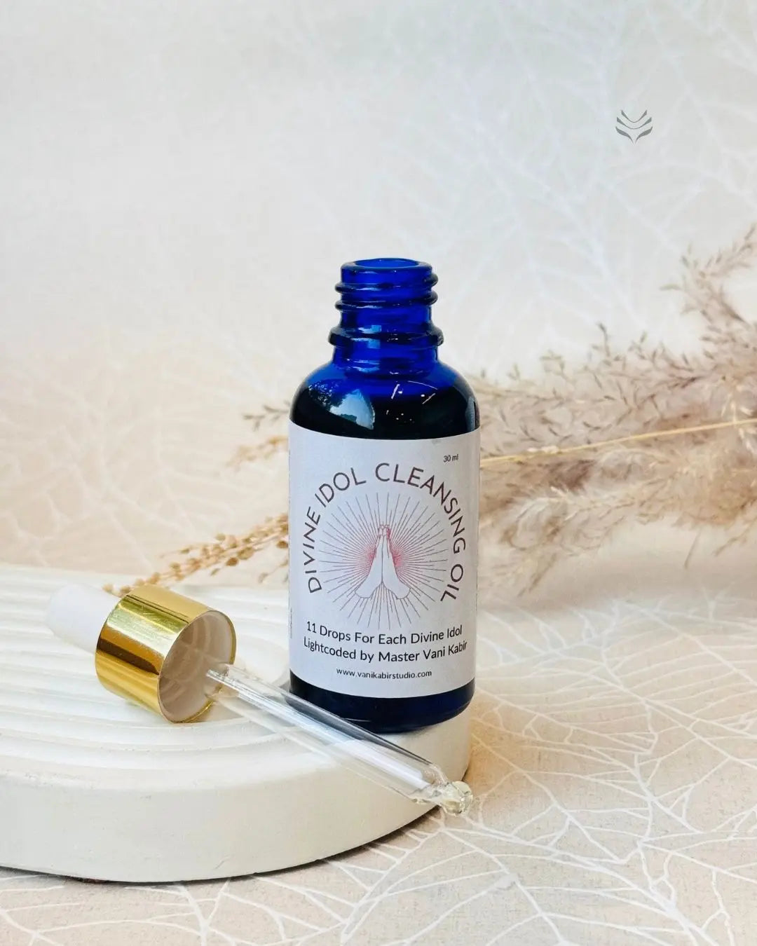 Light-Coded Divine Idol Cleansing Oil