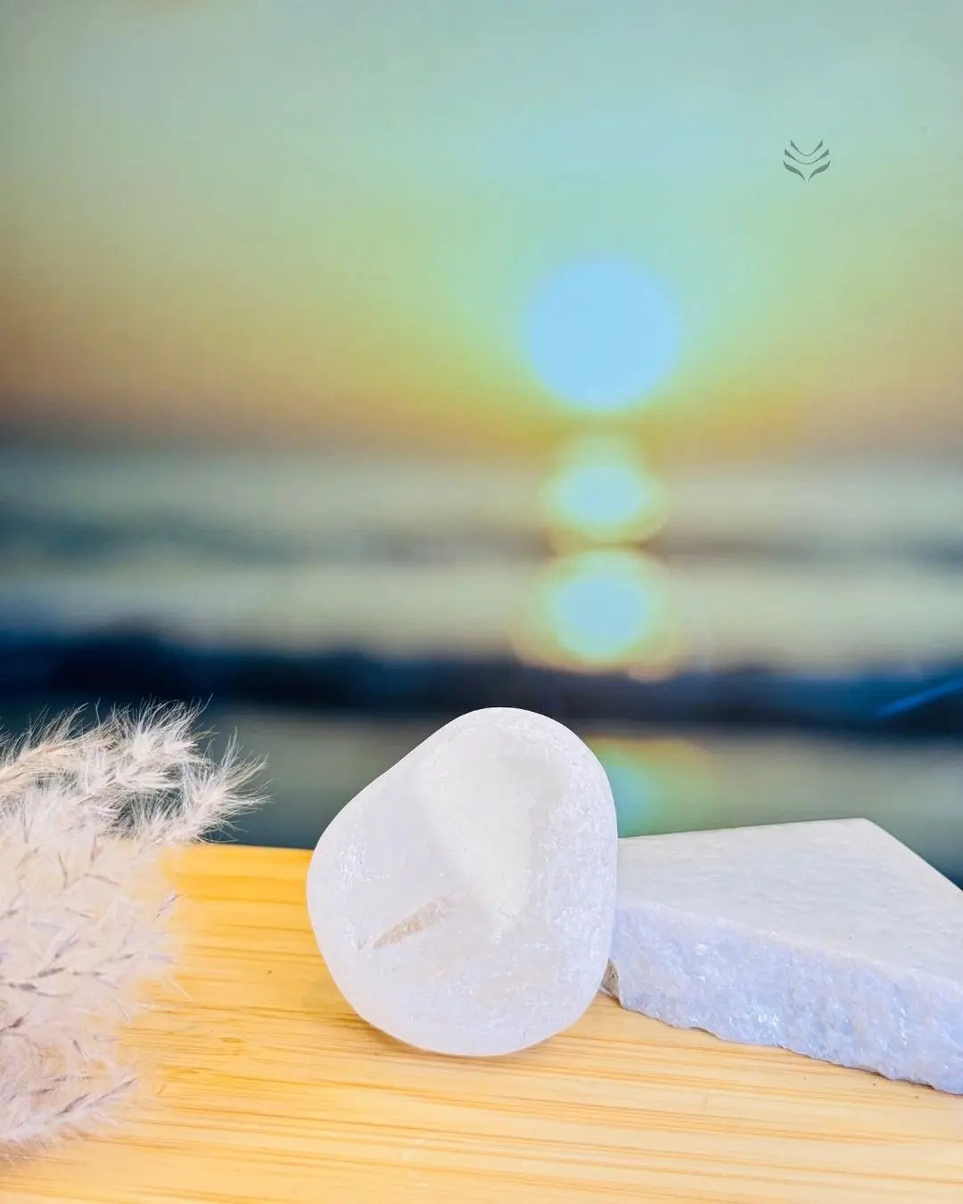 LightCoded Ema Egg Portal - Clear Quartz