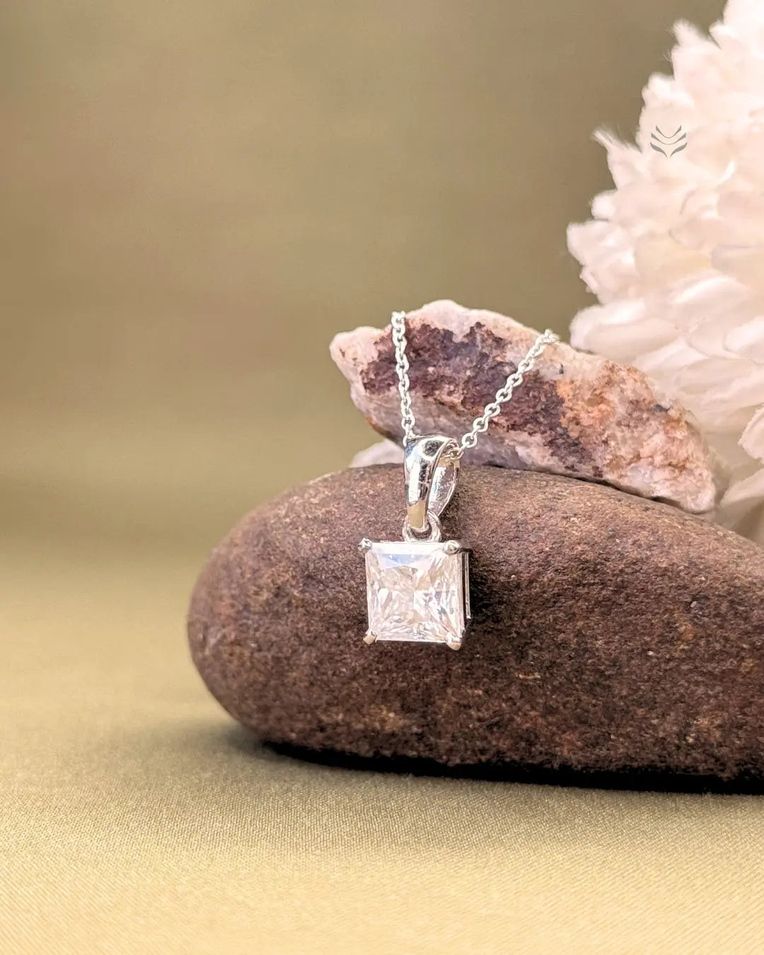 Lightcoded Freya Square Silver Pendant