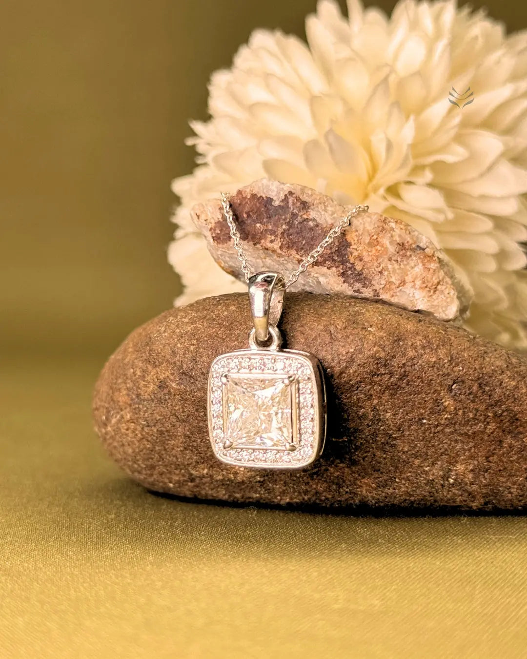 Lightcoded Luna Multi-moissanite Square Silver Pendant