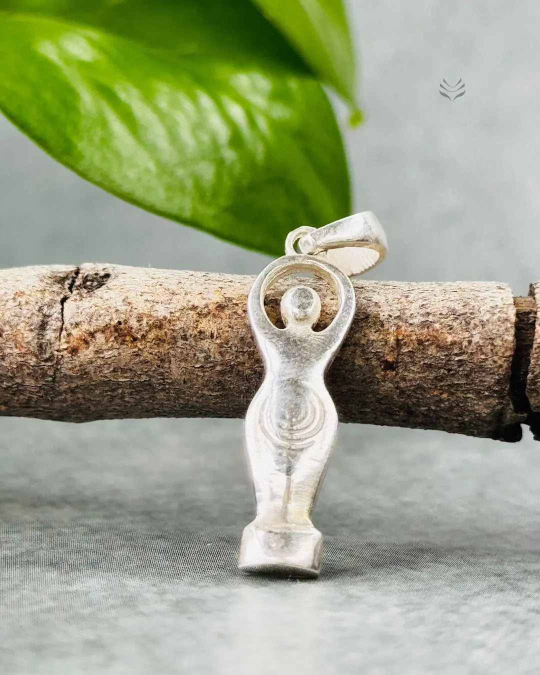 Lightcoded Mother Yaira Silver Pendant