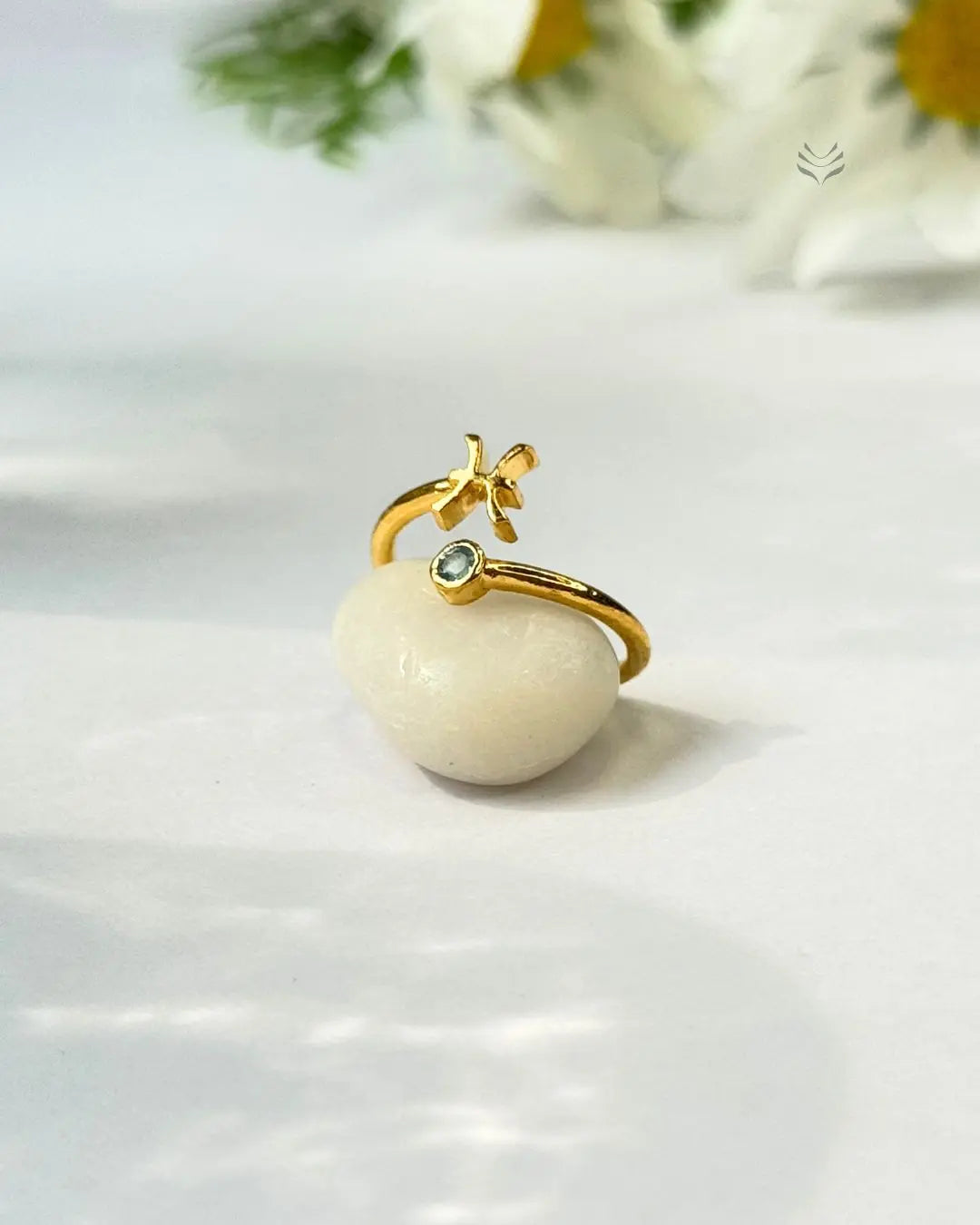 Lightcoded Pisces – Blue Topaz Zodiac Ring