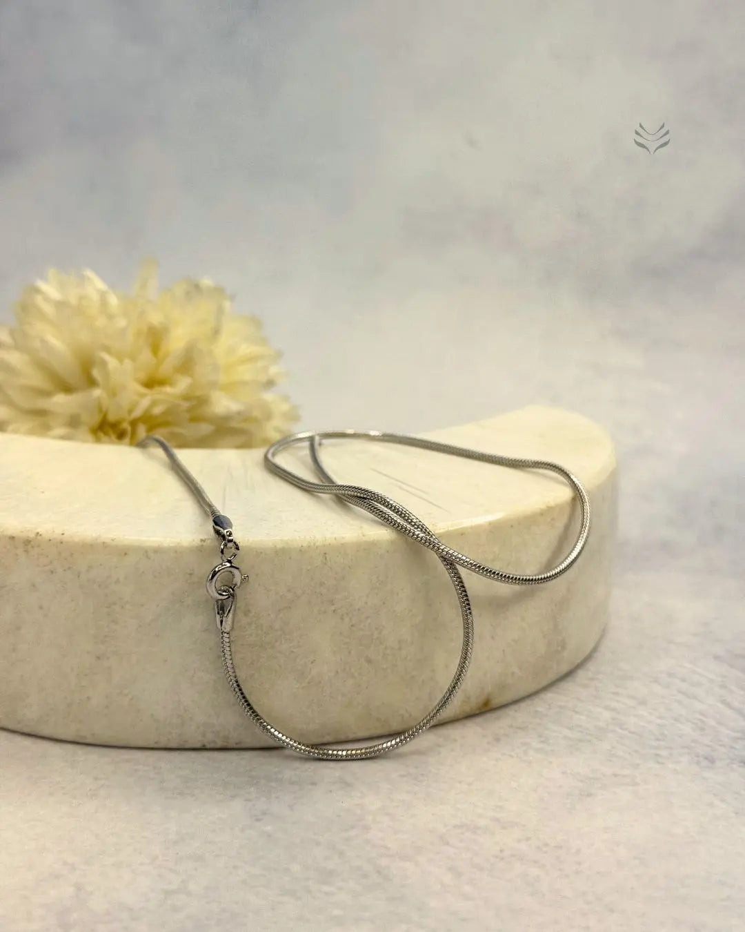 Lightcoded Silver Chain