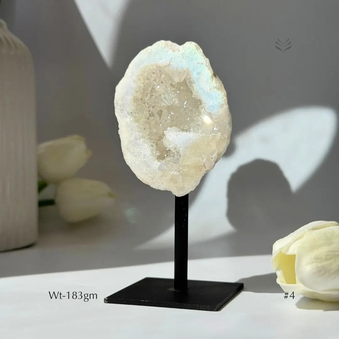 Zero Confusion Angel Aura Quartz Geode
