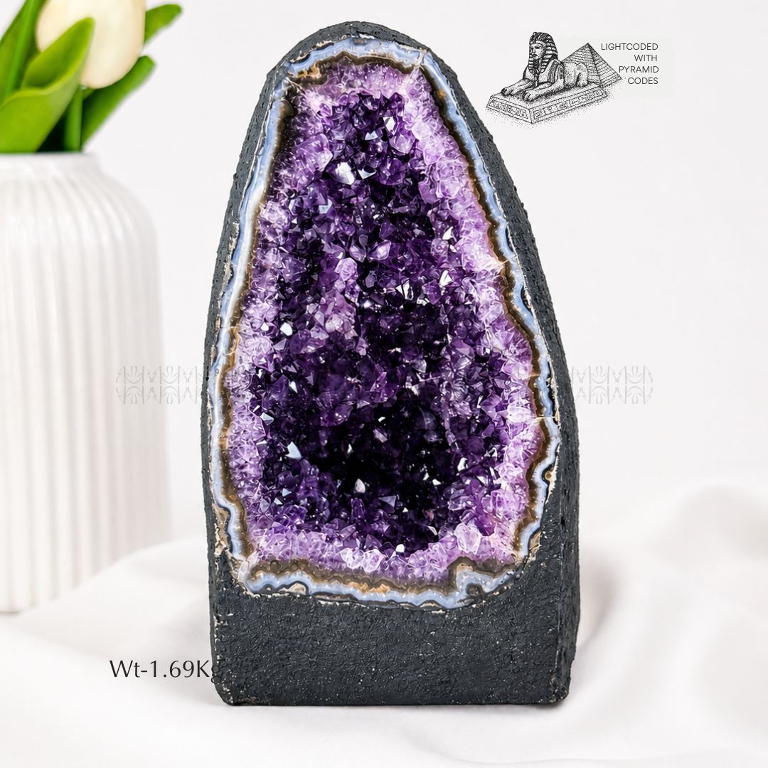 Soul Silence Mini Amethyst cave
