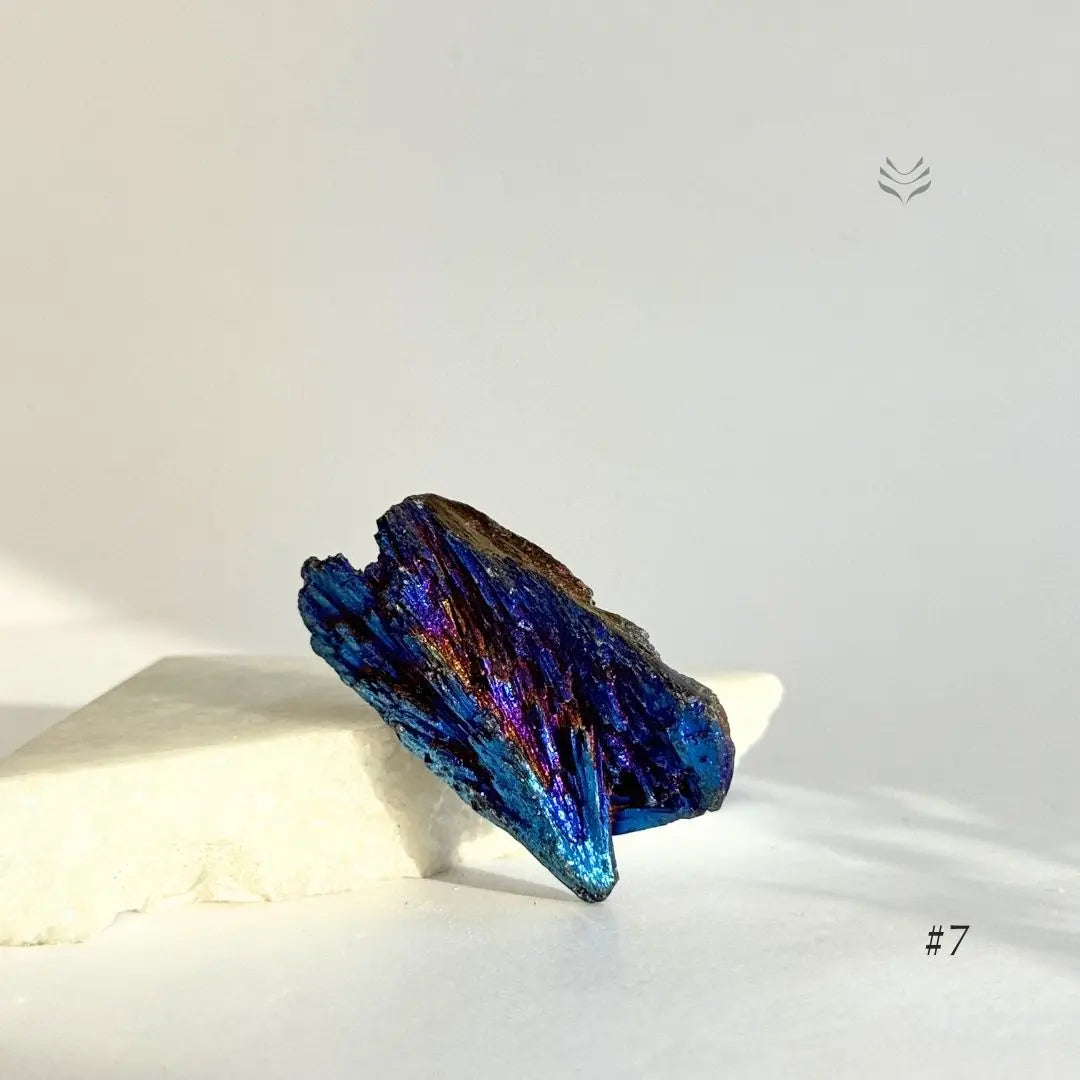 Aura Firewall Kyanite L  Crystal free form