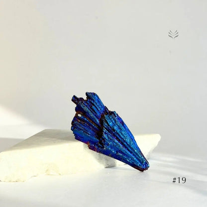 Aura Firewall Kyanite L  Crystal free form