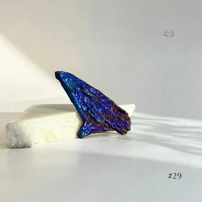 Aura Firewall Kyanite L  Crystal free form