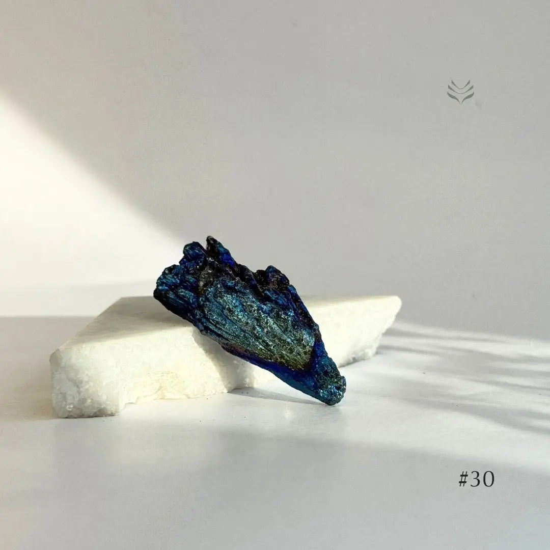 Aura Firewall Kyanite L  Crystal free form