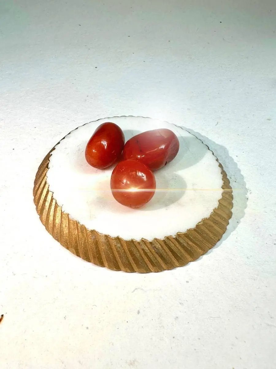 Carnelian Tumble Boosts your physical energy, vitality and strengthens your courage and stamina
