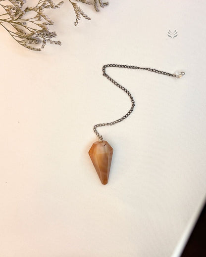 Crystal Pendulum- Carnelian 