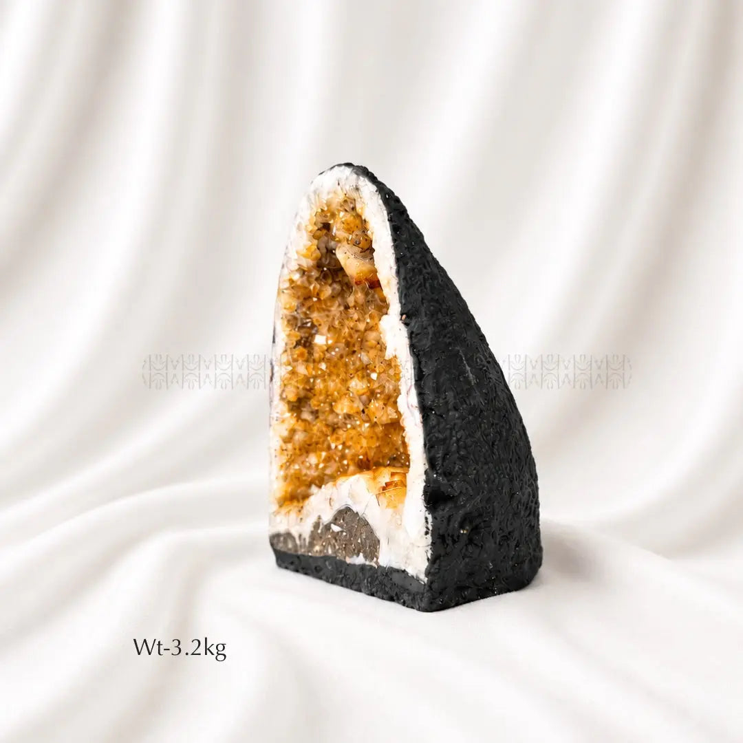 Citrine Geode - Radiant Fortune 