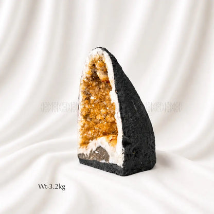 Citrine Geode - Radiant Fortune 