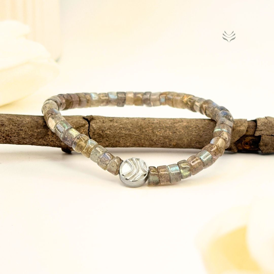 Destiny Shifter Labradorite Bracelet 
