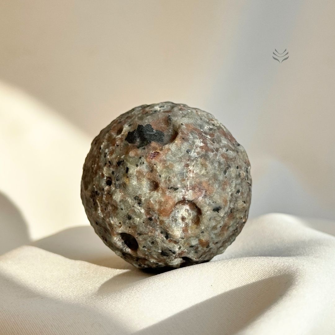 Yooperlite Moon Ball