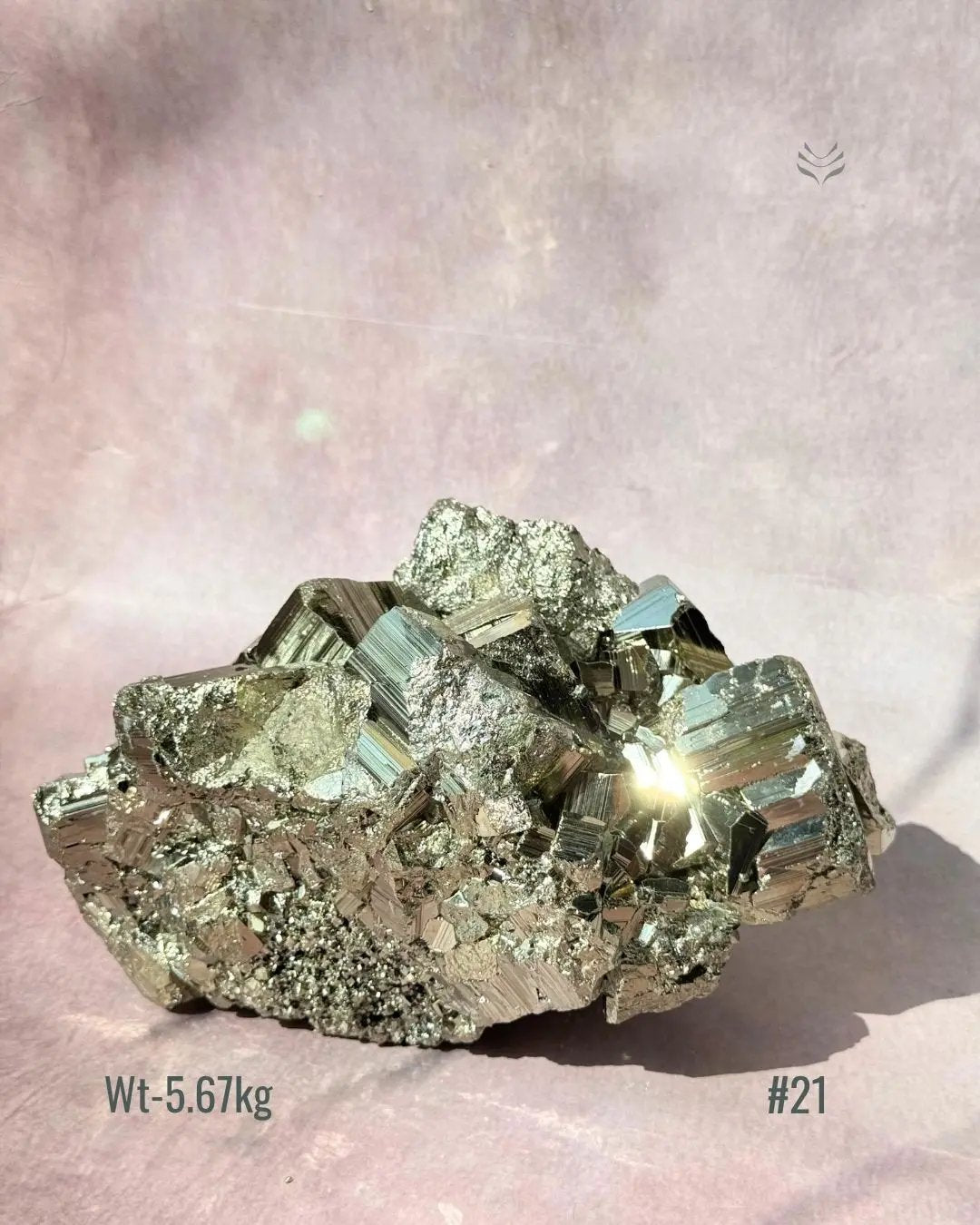Wealth attractor Iron Pyrite Cluster
