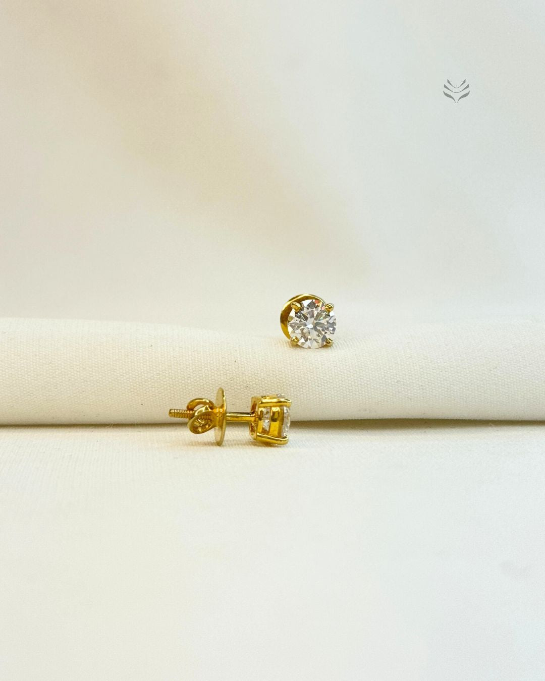 Iris Round Silver Gold-plated Screw Back Earrings 