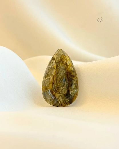 Labradorite Ganesha Pocket Stone 