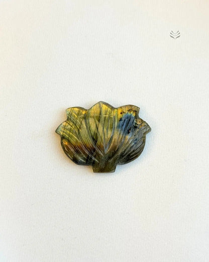Labradorite Lotus Pocket stone 