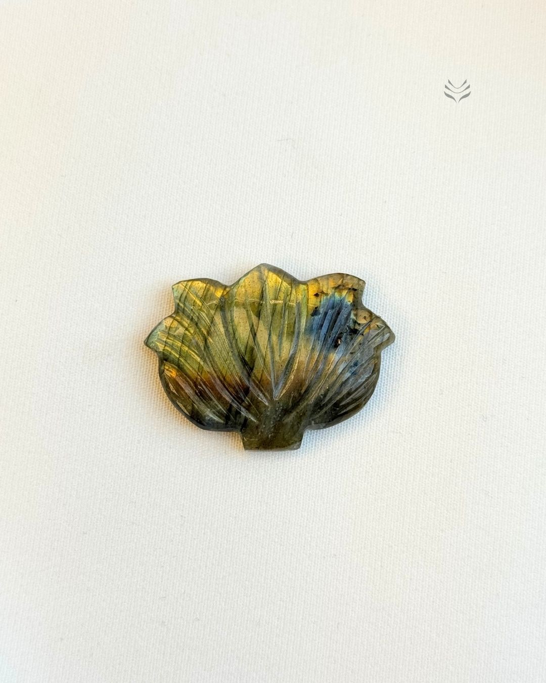 Labradorite Lotus Pocket stone 