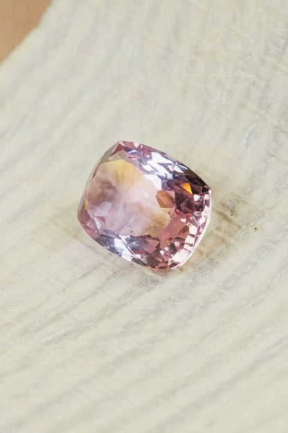 Light-Coded Ametrine - 5.48 Ct 