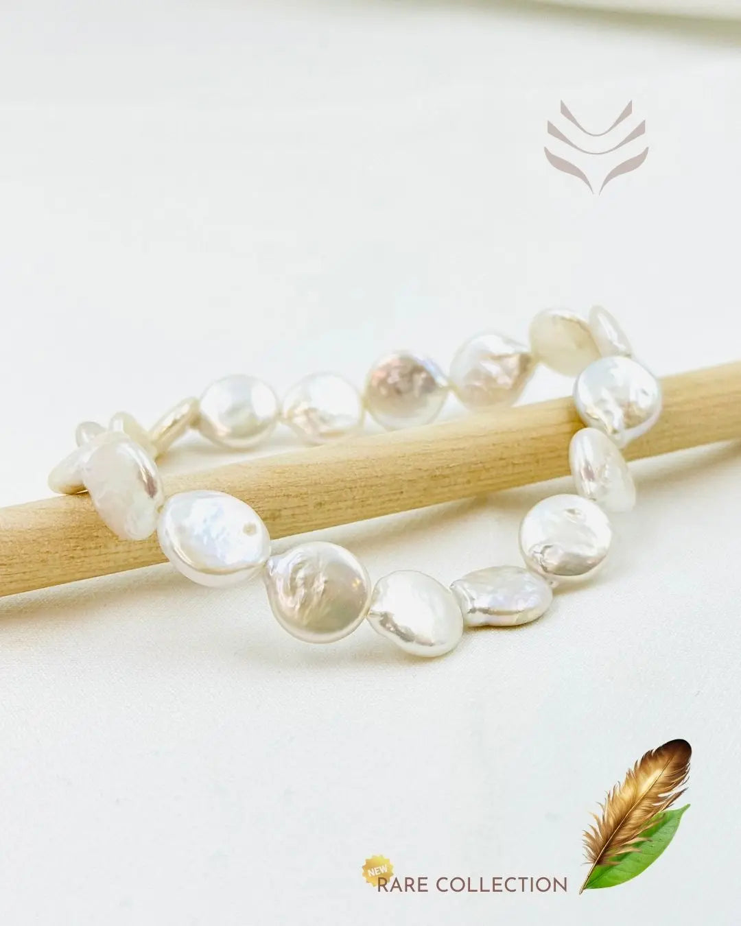 Light-Coded Fresh Water Pearl Bracelet 