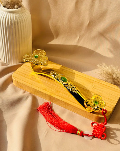 Light-Coded Grand Ru-Yi Stick for Power and Authority 