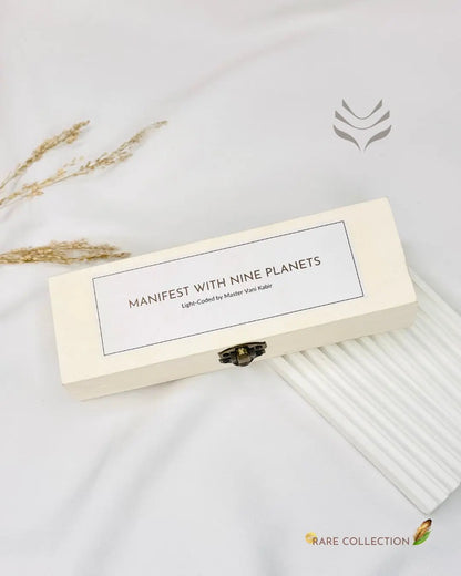 Light-Coded Manifest With Planets 