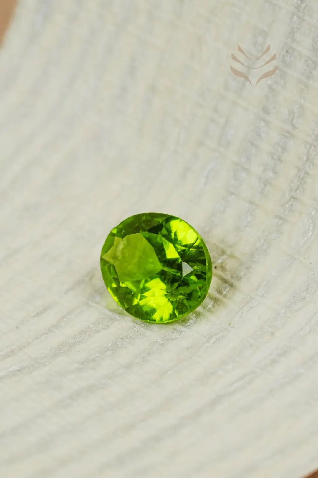 Light-Coded Peridot - 3.15 Ct 