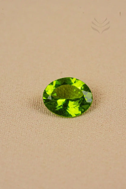 Light-Coded Peridot - 3.15 Ct 