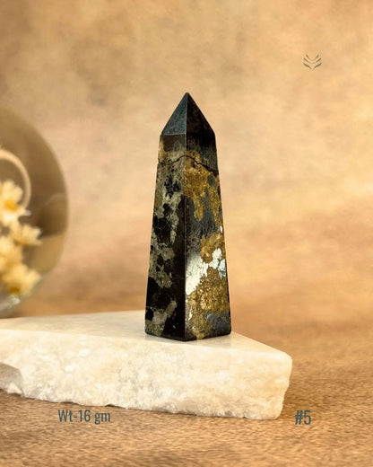 Lightcoded Covellite Tower 