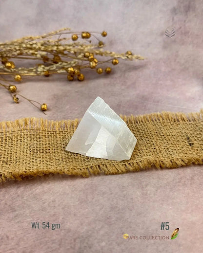 Lightcoded Magnify Wealth Goals Selenite 