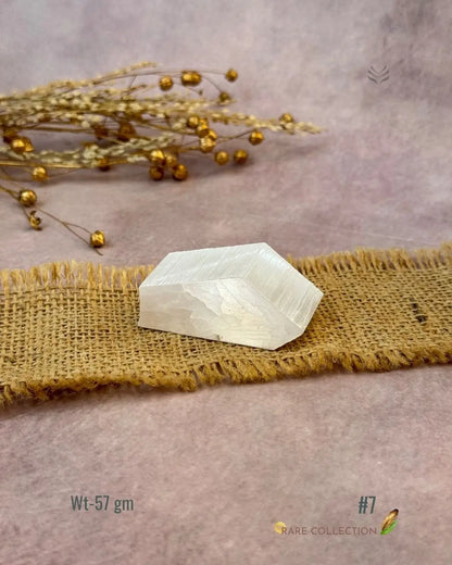 Lightcoded Magnify Wealth Goals Selenite 