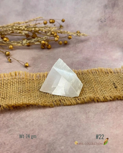 Lightcoded Magnify Wealth Goals Selenite 