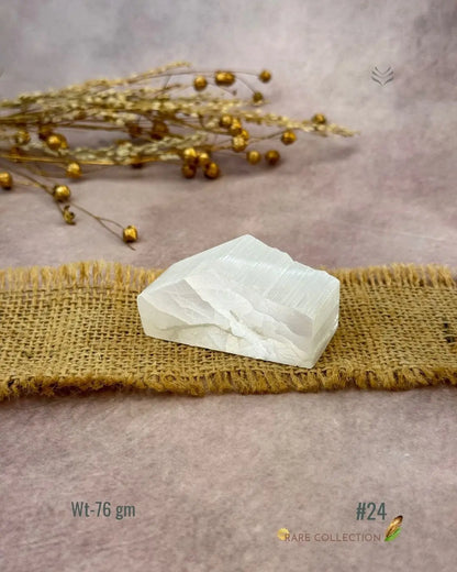 Lightcoded Magnify Wealth Goals Selenite 