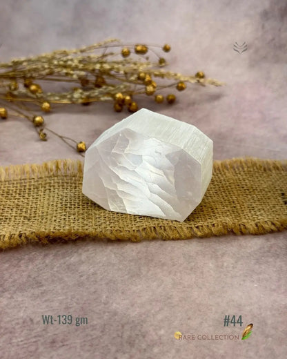 Lightcoded Magnify Wealth Goals Selenite 
