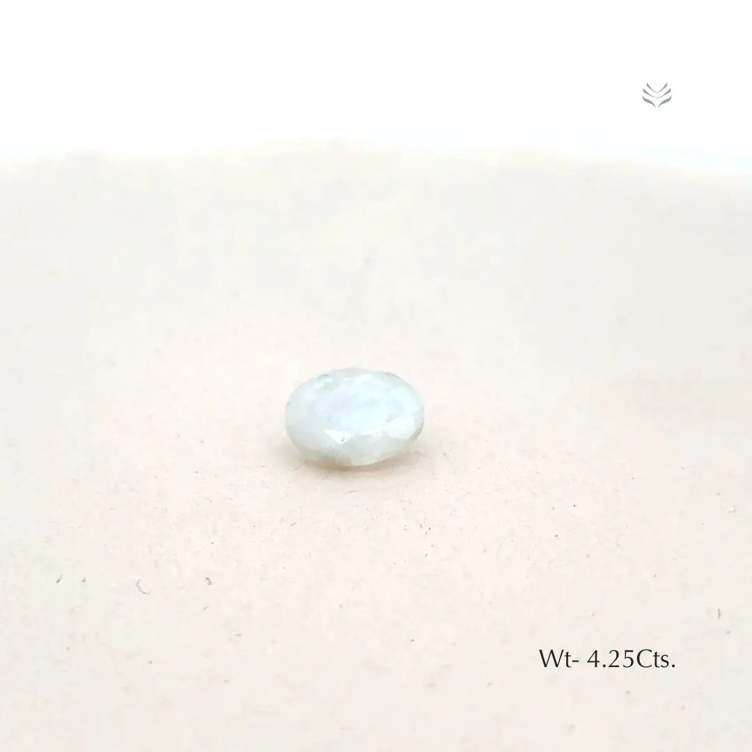 Moonstone - 4.25 Ct  Gemstones