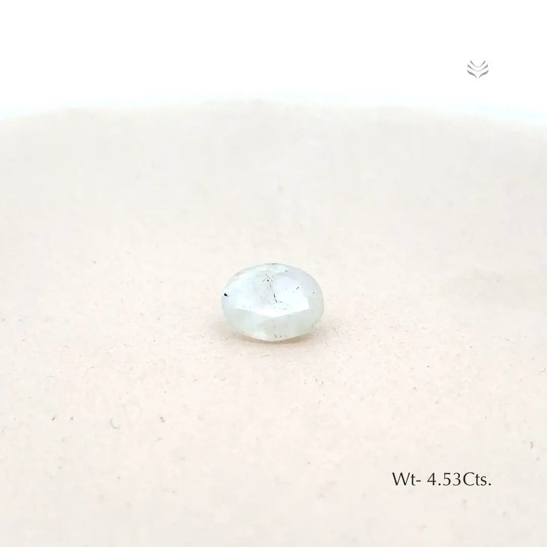 Moonstone - 4.53 Ct  Gemstones