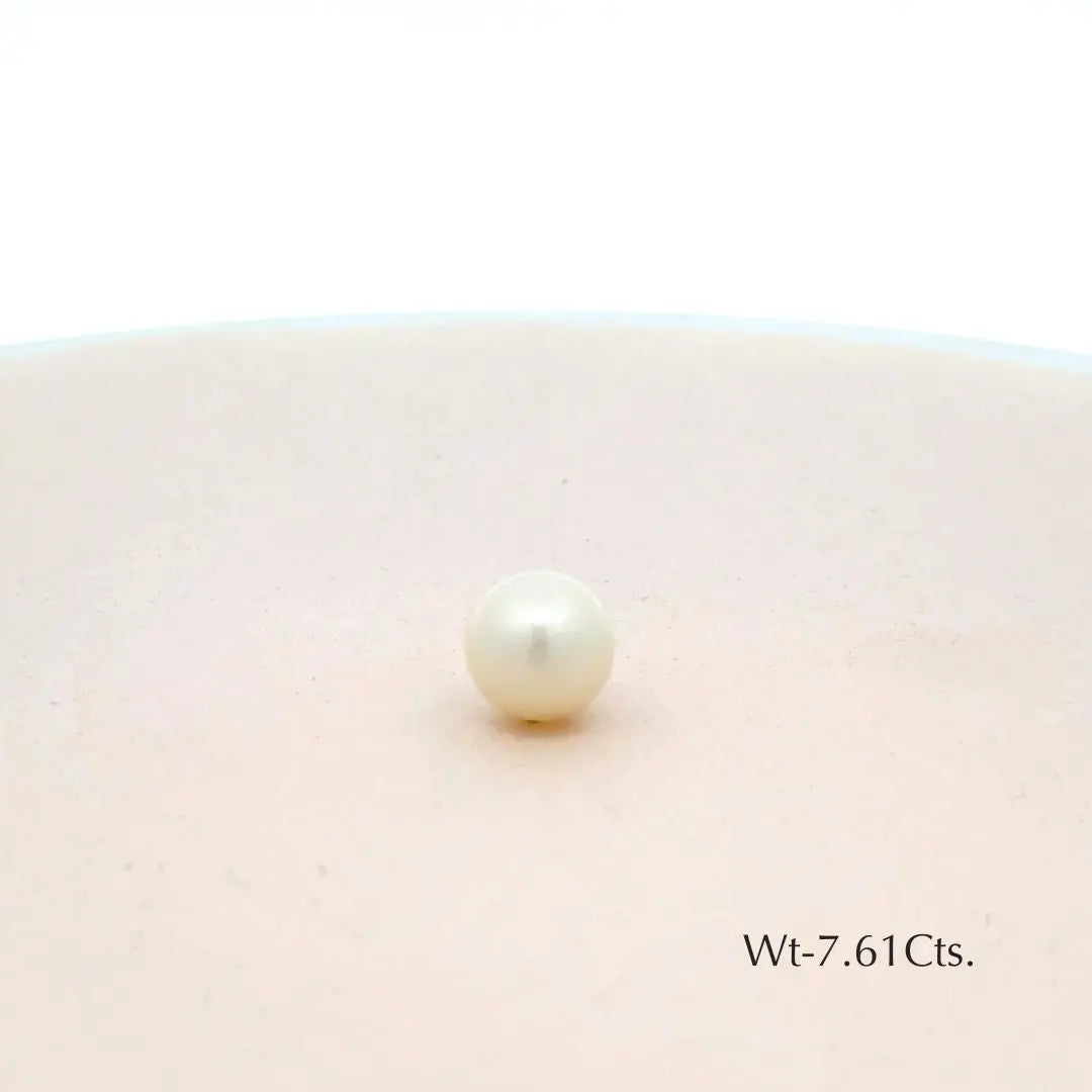 Pearl - 7.61 Ct  Gemstones