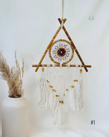 Trinity Dreamcatcher – Triangle of Realms 