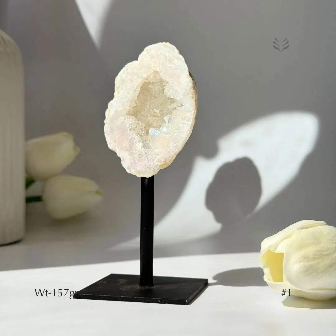 Zero Confusion Angel Aura Quartz  Geode