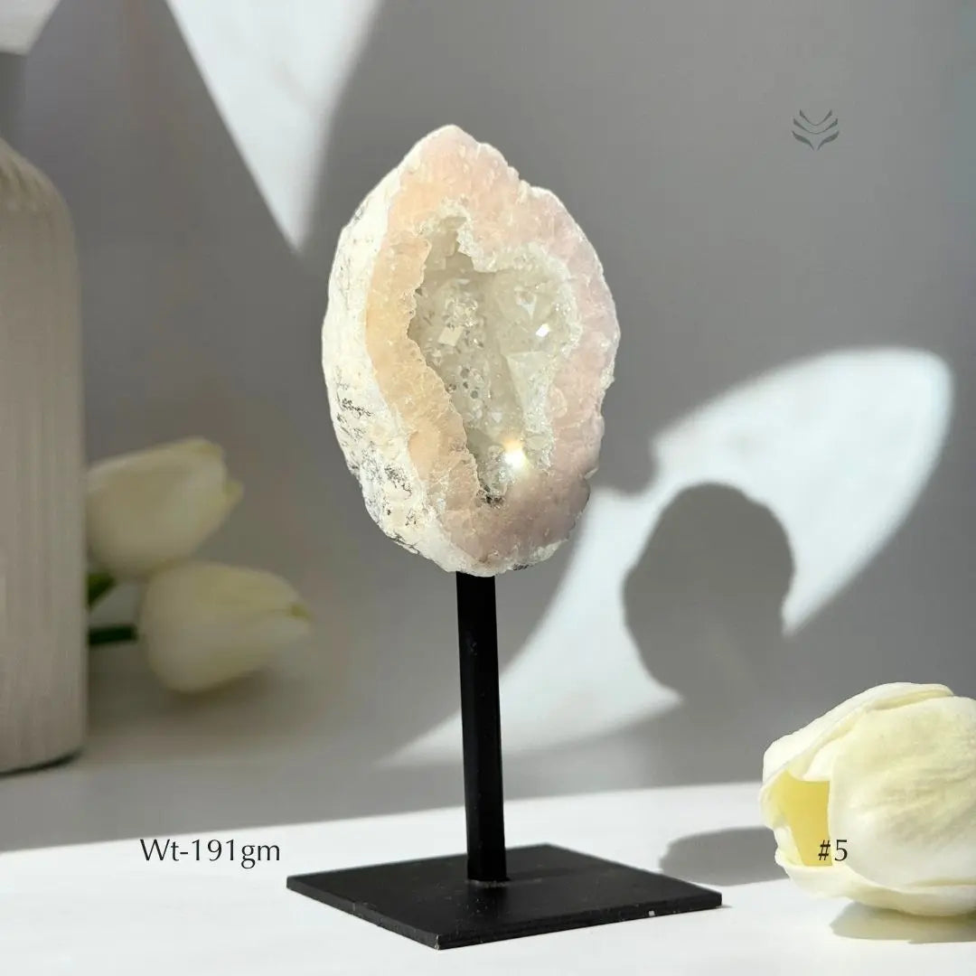 Zero Confusion Angel Aura Quartz  Geode