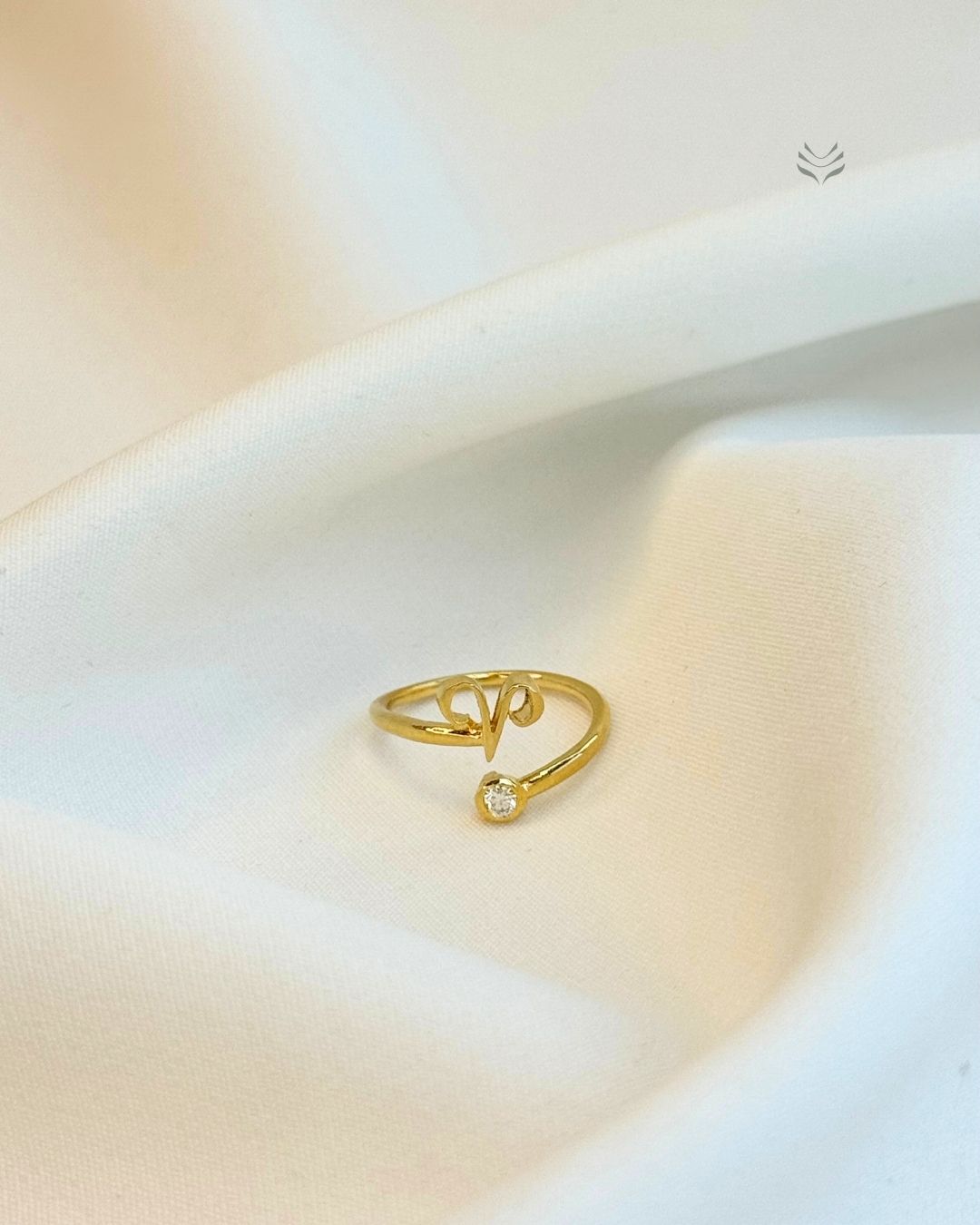 Aries – Moissanite Zodiac ring 